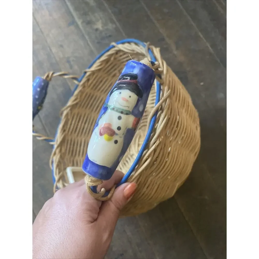 Holiday Wicker Basket with Hand-painted Snowman Ceramic Handles And Ceramic Tile